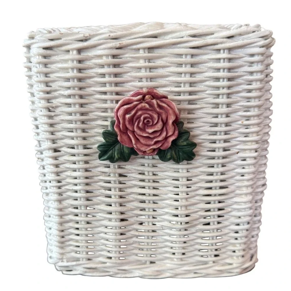 Wicker Tissue Box Cover - White Ceramic Rose - Cottagecore Shabby Chic Decor